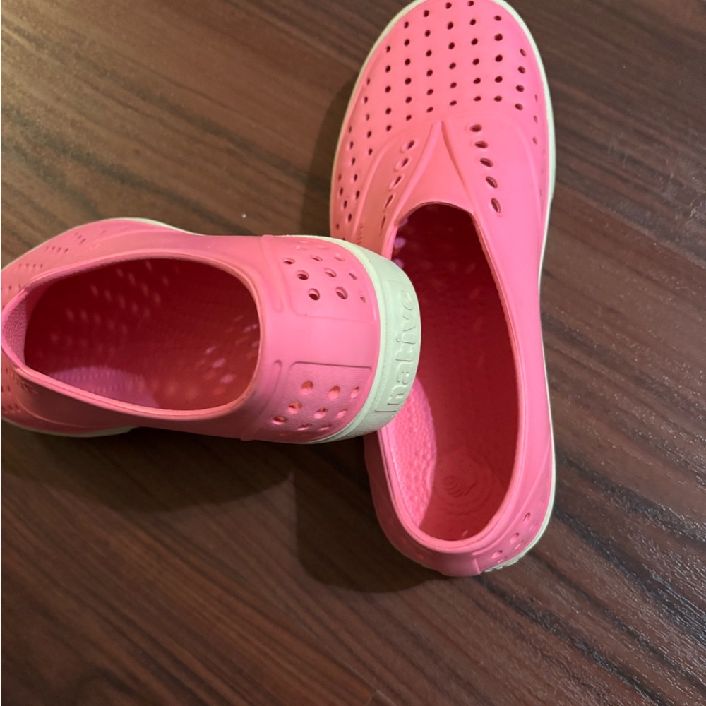 Native Womens  - Bright Pink Slip-Ons size 7